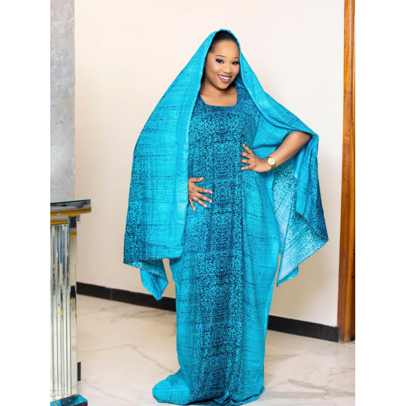 Robe avec foulard – Image 2
