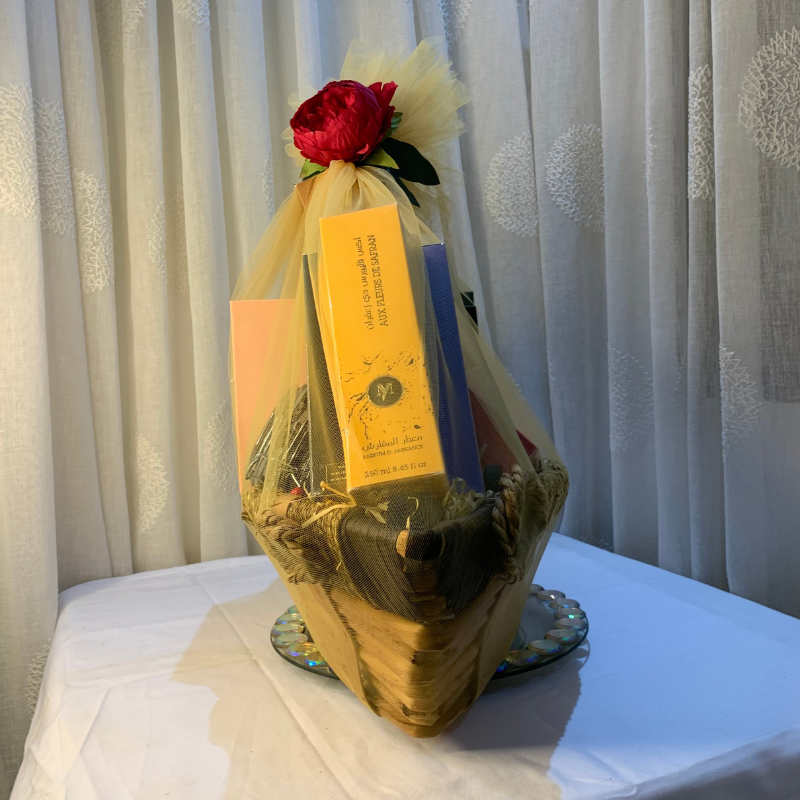 Cadeau Pirogue (contenu au choix)